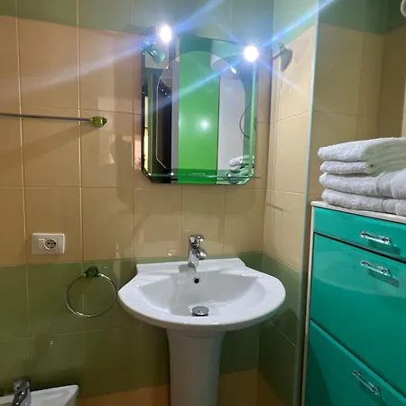 Skyline Shore For 6pax * Durrës